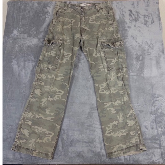 Levi's Other - Levi's Cargo Pants Mens 34X34 Green Camo Loose Straight Utility Military Work